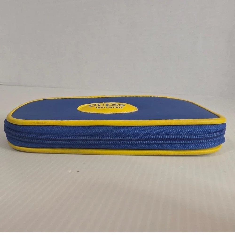 Guess Watch‎ Glasses Case OS Blue Fair Waterpro Vintage Zippered Pouch CASE ONLY